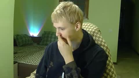 Snapshot of timkinky chatting on 11.26.25 Tim WhiteS online show from 11.26.25