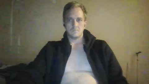 Snapshot of timswe90 chatting on 05.19.26 timswe90 online show from 05.19.26