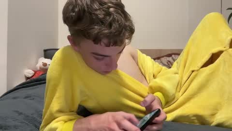 Snapshot of timveret chatting on 02.14.25 Wizard online show from 02.14.25