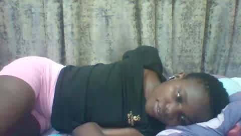 Snapshot of tina2030 chatting on 09.09.25 christine online show from 09.09.25