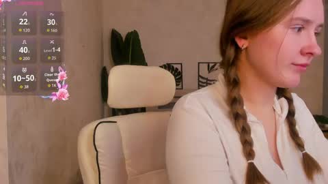 Stella online show from 04.14.26