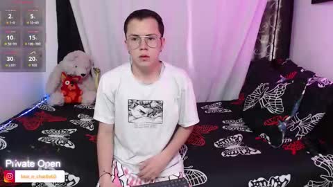 Snapshot of tina_n_charlie chatting on 09.16.25 Tina N Charlie online show from 09.16.25