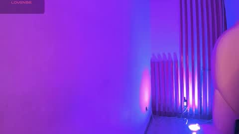 Tina  online show from 01.12.26