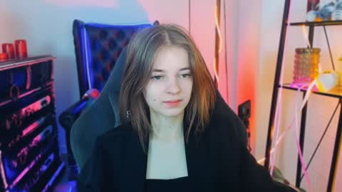 Tina Davil online show from 01.12.25