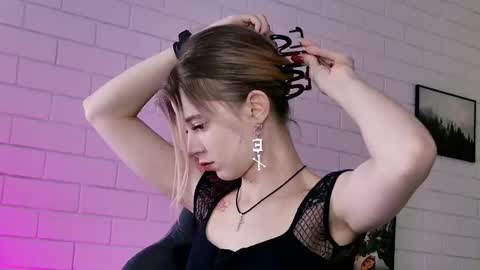 Tina Davil online show from 01.13.26