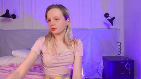 tinasiner online show from 01.24.25