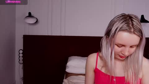 tinasiner online show from 02.24.25