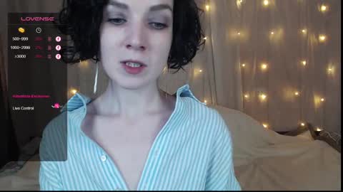 Snapshot of tinawincee chatting on 12.15.24 Tina online show from 12.15.24