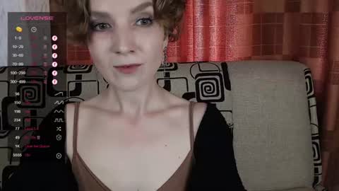 Snapshot of tinawincee chatting on 06.19.26 Tina online show from 06.19.26