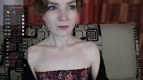 Snapshot of tinawincee chatting on 06.21.26 Tina online show from 06.21.26