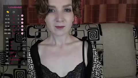 Snapshot of tinawincee chatting on 07.12.26 Tina online show from 07.12.26