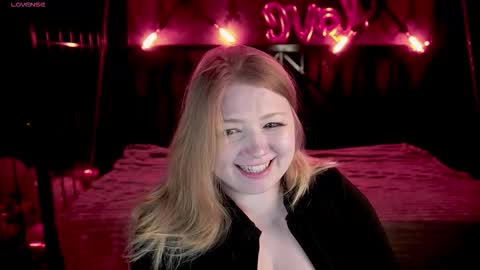 TinkerrBelll online show from 02.18.26