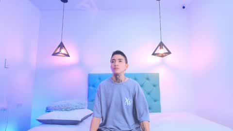 TINNY AND CANDY online show from 02.05.25