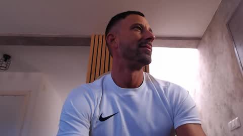 tinoclandestino online show from 02.09.25