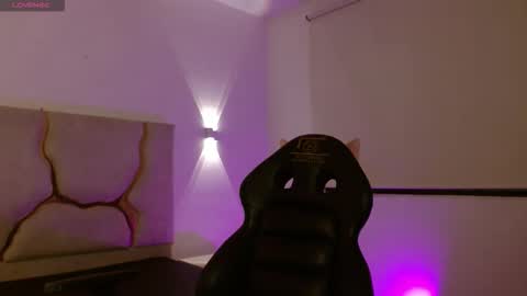 tiny_tay online show from 03.08.26