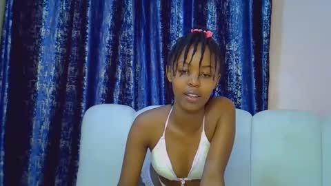 Snapshot of tinybarbie_ chatting on 01.09.26 Barbie online show from 01.09.26