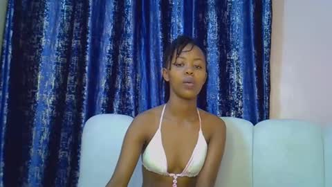 Snapshot of tinybarbie_ chatting on 01.10.26 Barbie online show from 01.10.26