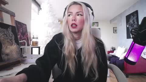 stage Kylie Sinner  brand CLITBAIT online show from 01.17.26