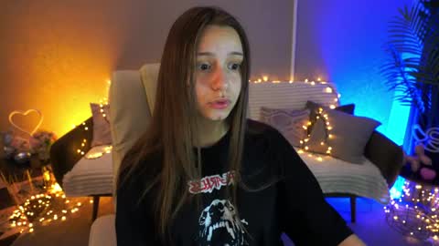 Snapshot of tinynataliee chatting on 05.17.26 tinynataliee online show from 05.17.26