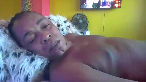 Snapshot of tinypoodledick chatting on 03.11.26 littledpoodledick online show from 03.11.26