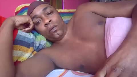 Snapshot of tinypoodledick chatting on 03.20.26 littledpoodledick online show from 03.20.26