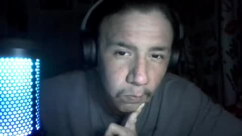 Snapshot of tinywolf0009 chatting on 05.18.26 tinywolf0009 online show from 05.18.26