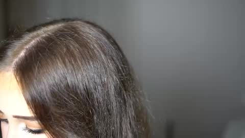 Lili online show from 11.22.25