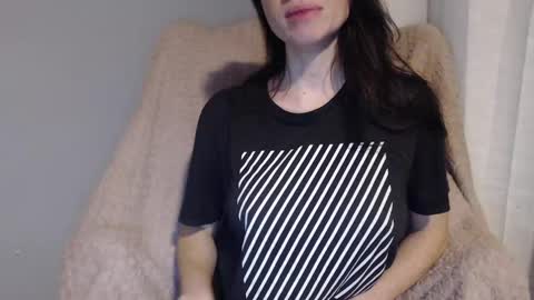 Snapshot of tinyytina chatting on 04.09.26 TinyyTina online show from 04.09.26