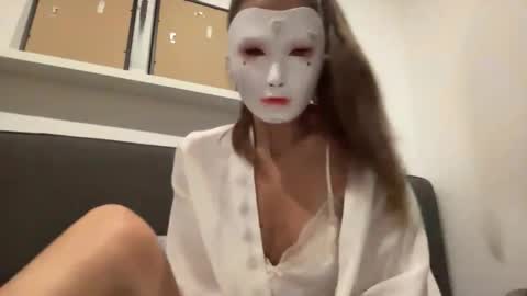 Tinks online show from 10.17.25