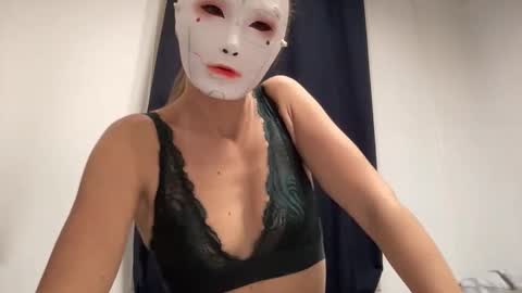 Tinks online show from 10.25.25