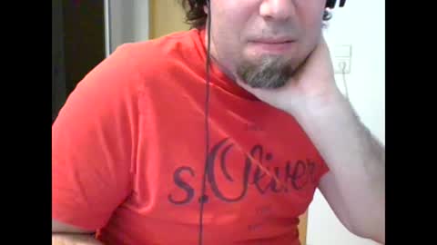 Snapshot of tirolerboy27 chatting on 02.05.25 Tirolerboy27 online show from 02.05.25