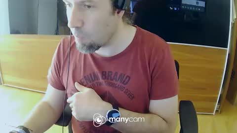 Snapshot of tirolerboy27 chatting on 11.04.25 Tirolerboy27 online show from 11.04.25