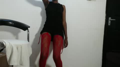 Snapshot of tisha_amore chatting on 02.20.25 Amore online show from 02.20.25