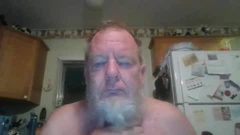 Snapshot of tiusflow chatting on 10.24.25 tiusflow online show from 10.24.25