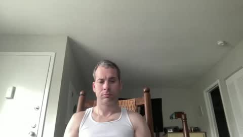 Snapshot of tleigh24 chatting on 12.28.24 tleigh24 online show from 12.28.24