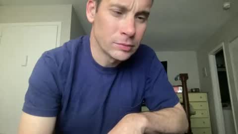 Snapshot of tleigh24 chatting on 03.11.25 tleigh24 online show from 03.11.25