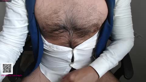 Snapshot of toaster1993 chatting on 03.04.25 Leonel online show from 03.04.25