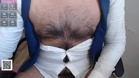 Snapshot of toaster1993 chatting on 11.02.25 Leonel online show from 11.02.25