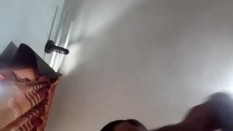 tobe557337 online show from 12.31.24