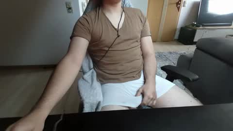 Snapshot of tobisk chatting on 05.29.26 tobisk online show from 05.29.26