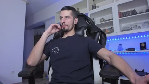 Snapshot of toddclaytonn chatting on 12.08.24 Todd online show from 12.08.24