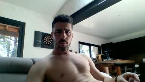 Snapshot of toinouillou9813 chatting on 07.14.26 toinouillou9813 online show from 07.14.26