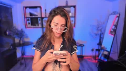 Snapshot of tokkyo__ chatting on 09.24.25 tokkyo__ online show from 09.24.25