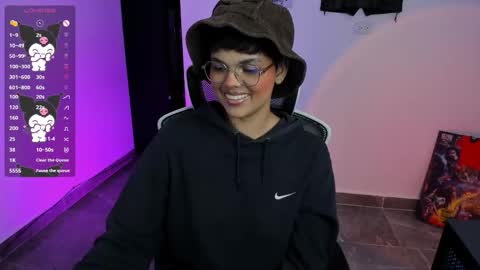 Snapshot of tokyo_uwu chatting on 10.28.25 sofi 3 online show from 10.28.25