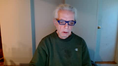 Snapshot of tom112292014 chatting on 01.15.25 tom112292014 online show from 01.15.25