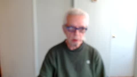 Snapshot of tom112292014 chatting on 01.15.25 tom112292014 online show from 01.15.25