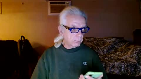 Snapshot of tom112292014 chatting on 01.17.25 tom112292014 online show from 01.17.25