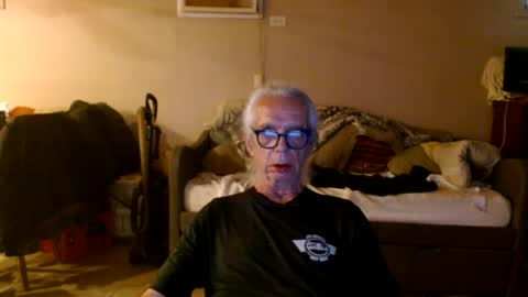 Snapshot of tom112292014 chatting on 06.27.26 tom112292014 online show from 06.27.26