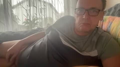 Tom online show from 10.17.25