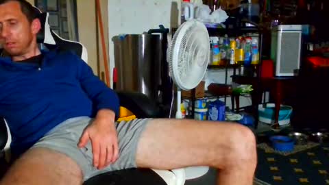 Snapshot of tom6801 chatting on 06.16.26 Tom online show from 06.16.26